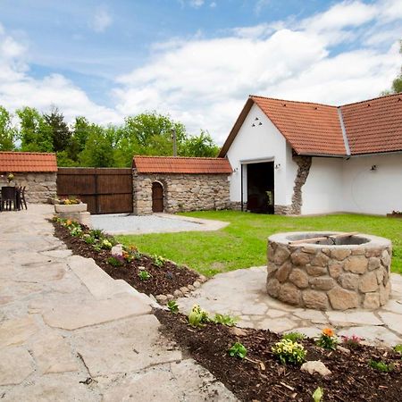 Residence Klazary U Zumberka - Terasove Apartmany Kamenna Buitenkant foto