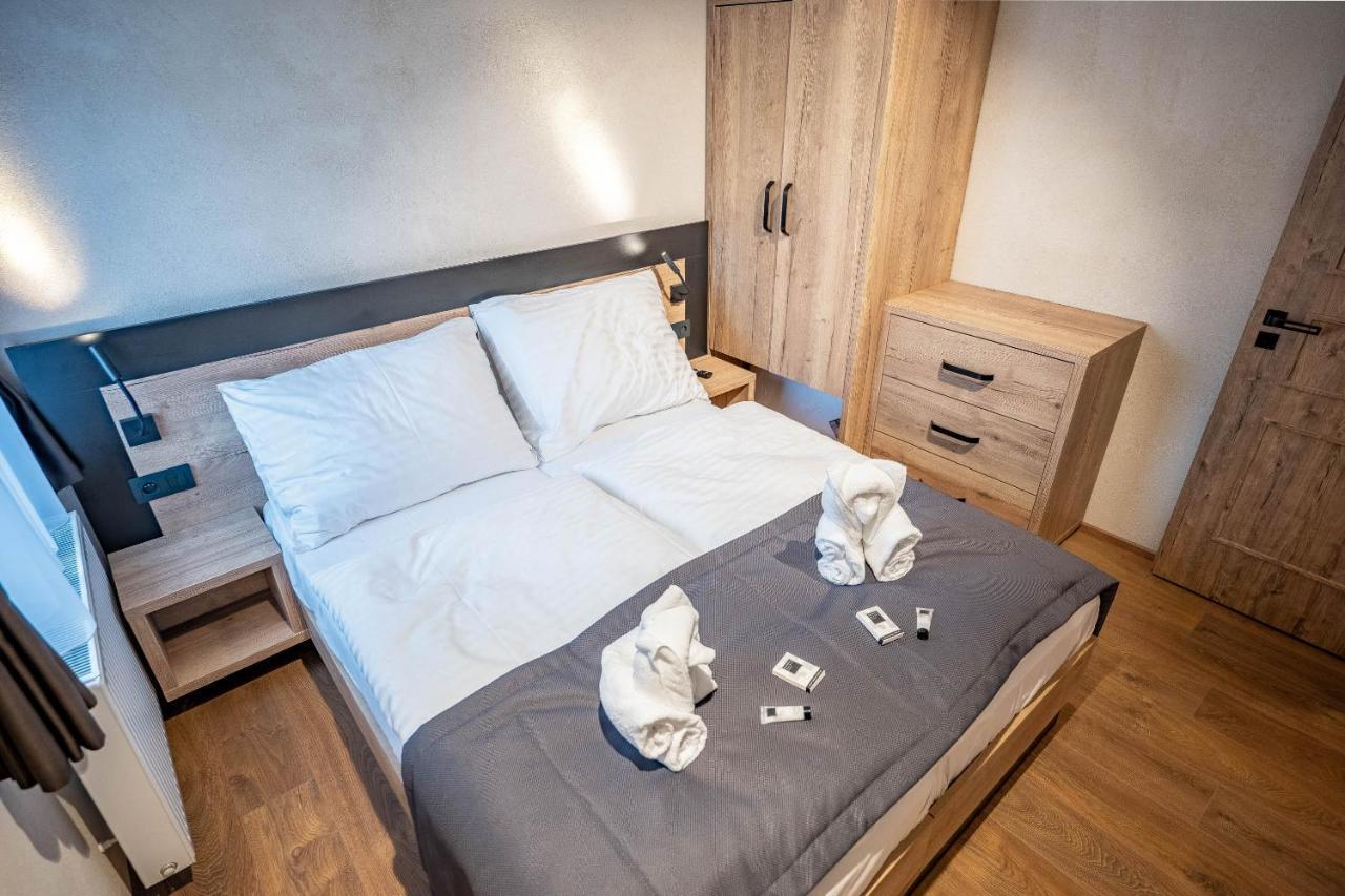 Residence Klazary U Zumberka - Terasove Apartmany Kamenna Buitenkant foto