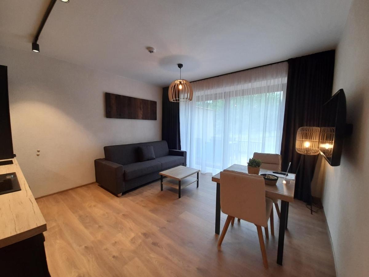 Residence Klazary U Zumberka - Terasove Apartmany Kamenna Buitenkant foto